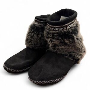 Madden Girl Black Faux Fur Trim Boot Slippers Boho Lace Up Wood Bead XL 11